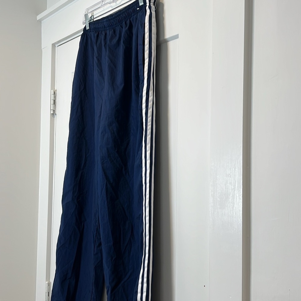 Adidas men’s Y2K Blue Jogger track pants with White Stripes size large. - Picture 4 of 12